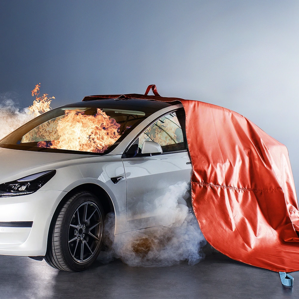 FB15 fire blanket image