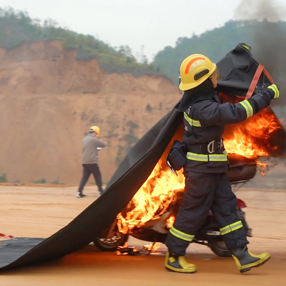 E-bike fire blanket usage image